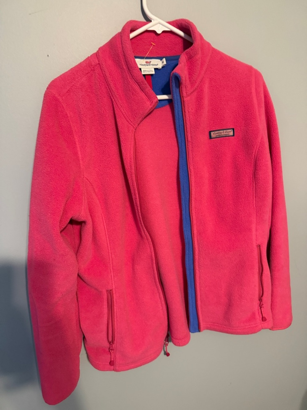 Vineyard Vines Bright Pink Fleece Jacket with Blue Trim